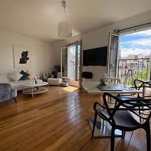 https://lumineux-parc-monceau-champs-elyses-sacr-coeur.fr-paris.fr